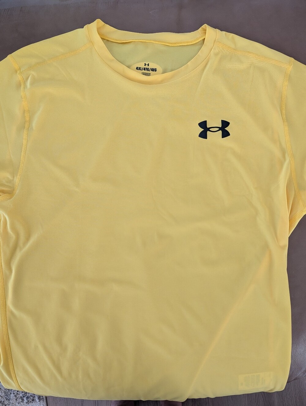 Under Armour Men's Yellow Short Sleeve Compression Heatgear Tee with Black Logo
